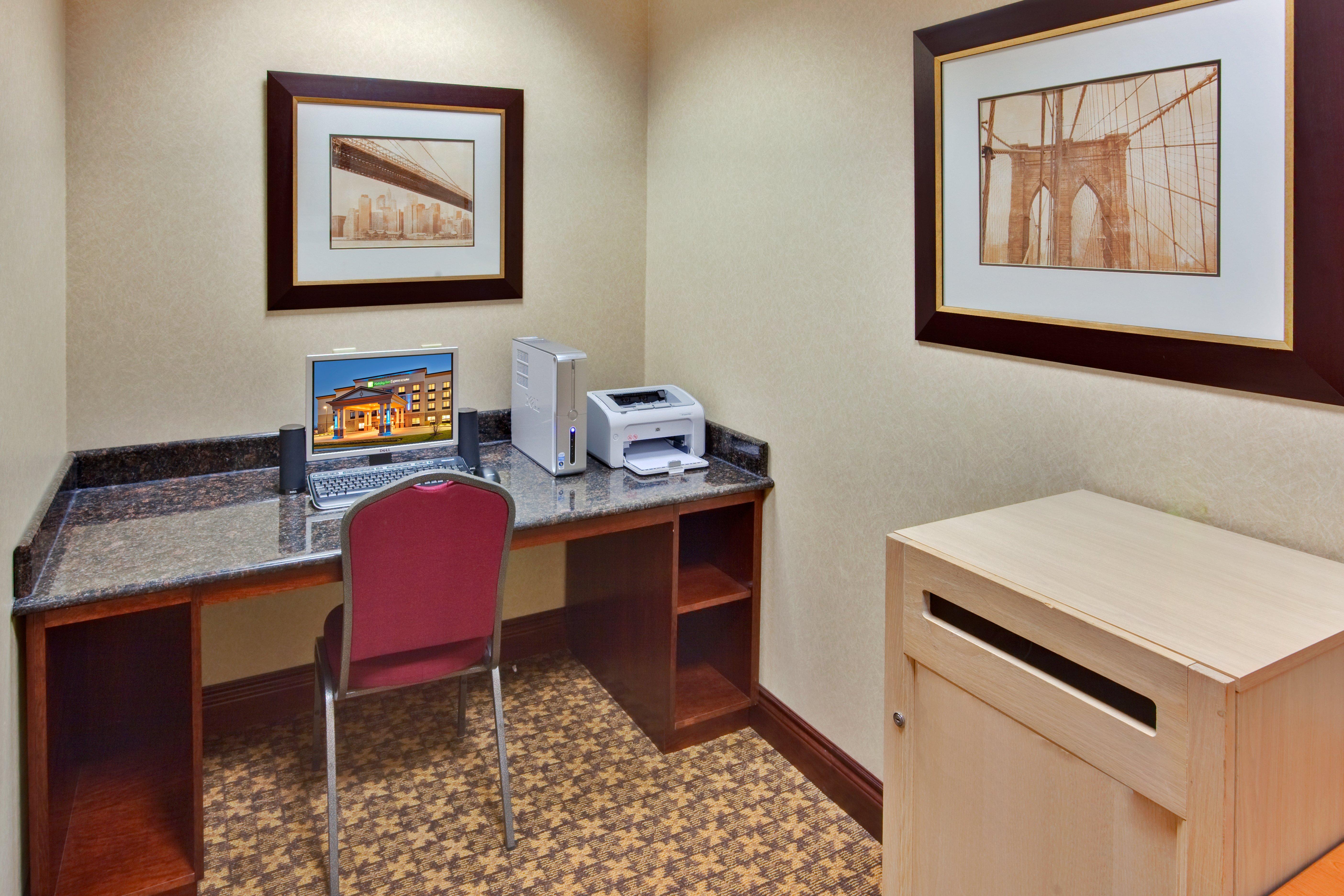 Holiday Inn Express Hotel & Suites Brockville By Ihg Bagian luar foto