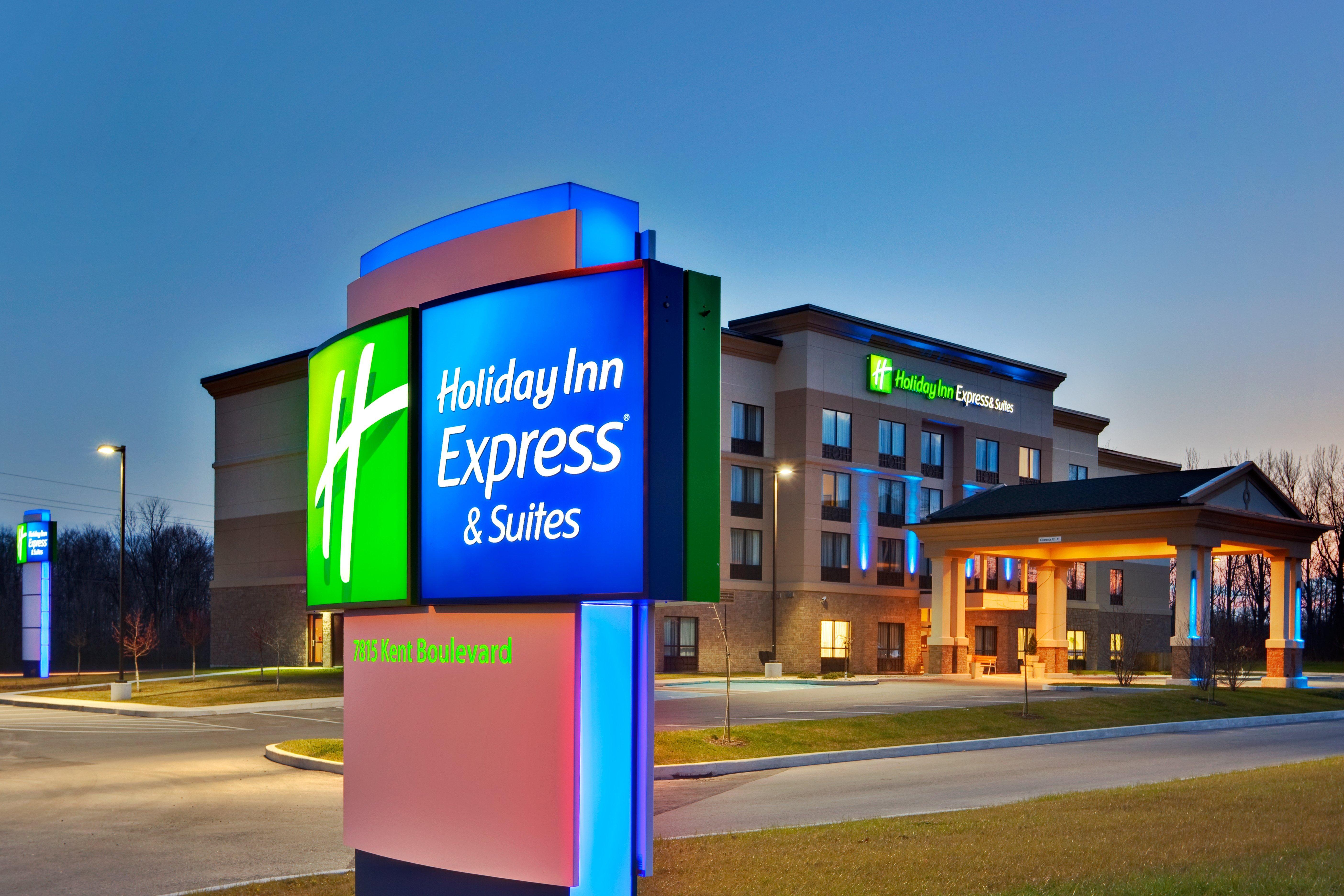 Holiday Inn Express Hotel & Suites Brockville By Ihg Bagian luar foto